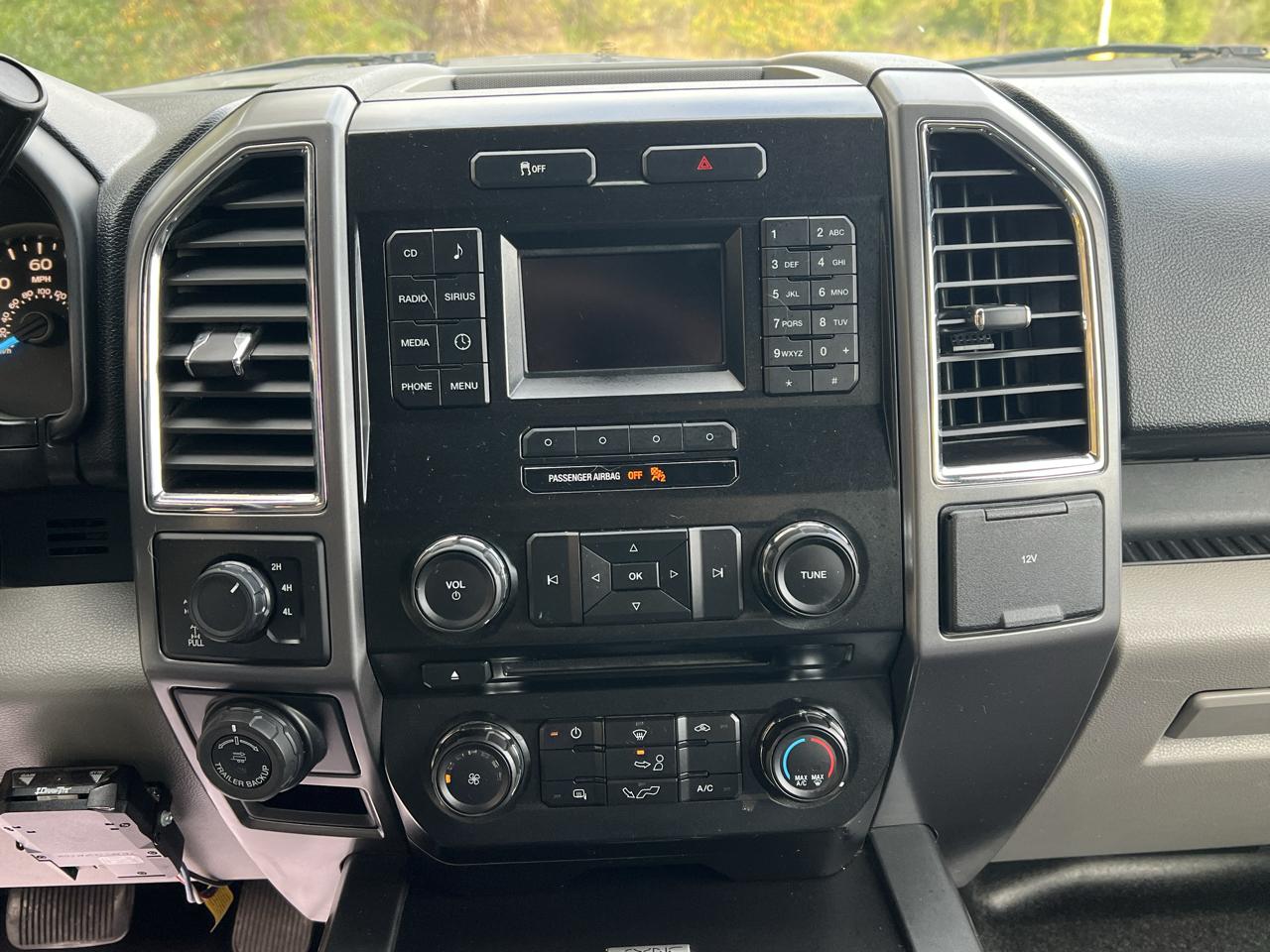 Ford F-150 4WD SuperCab 145" XLT 2016