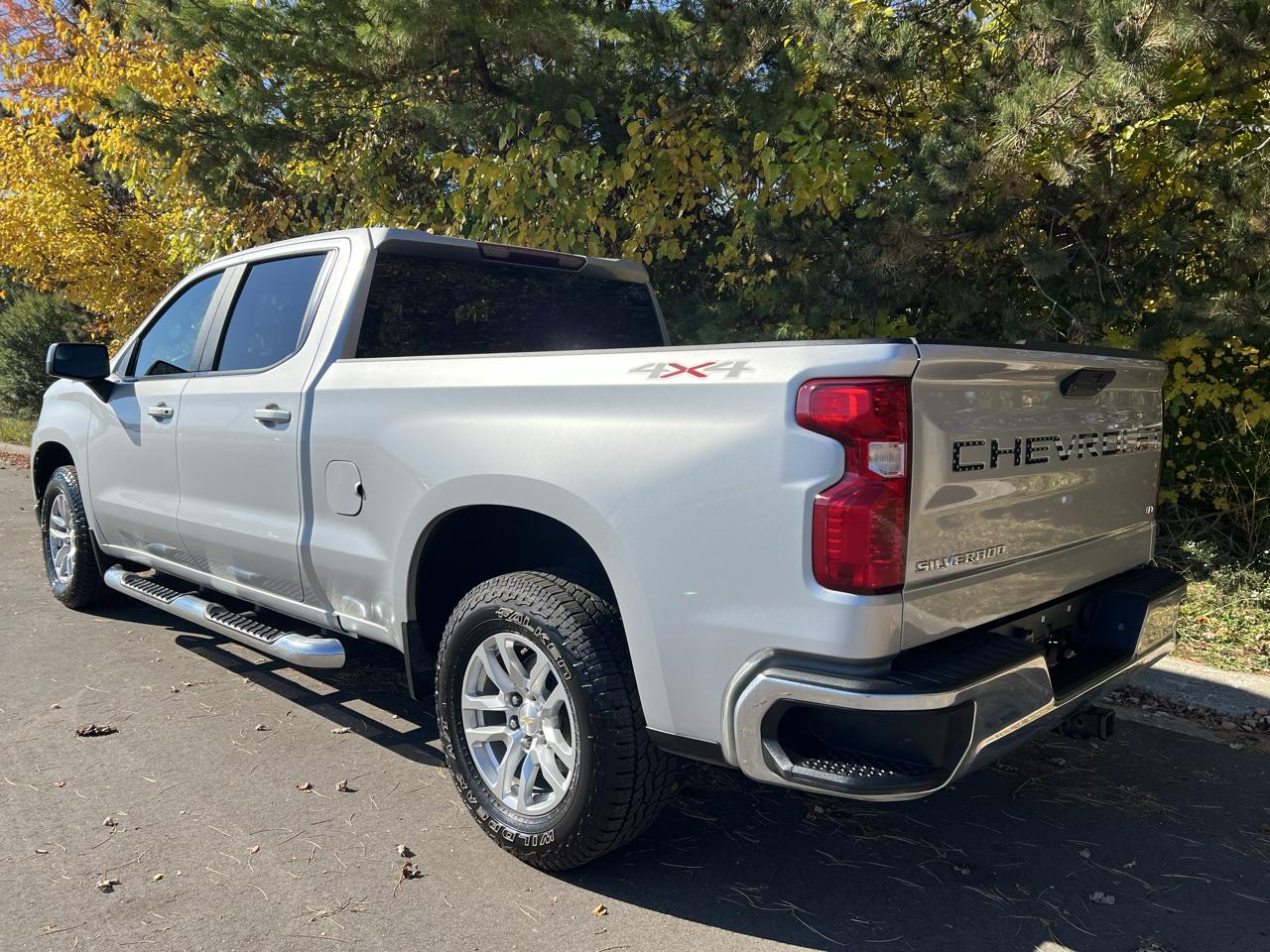 Chevrolet Silverado 1500 4WD Crew Cab 157" LT 2021