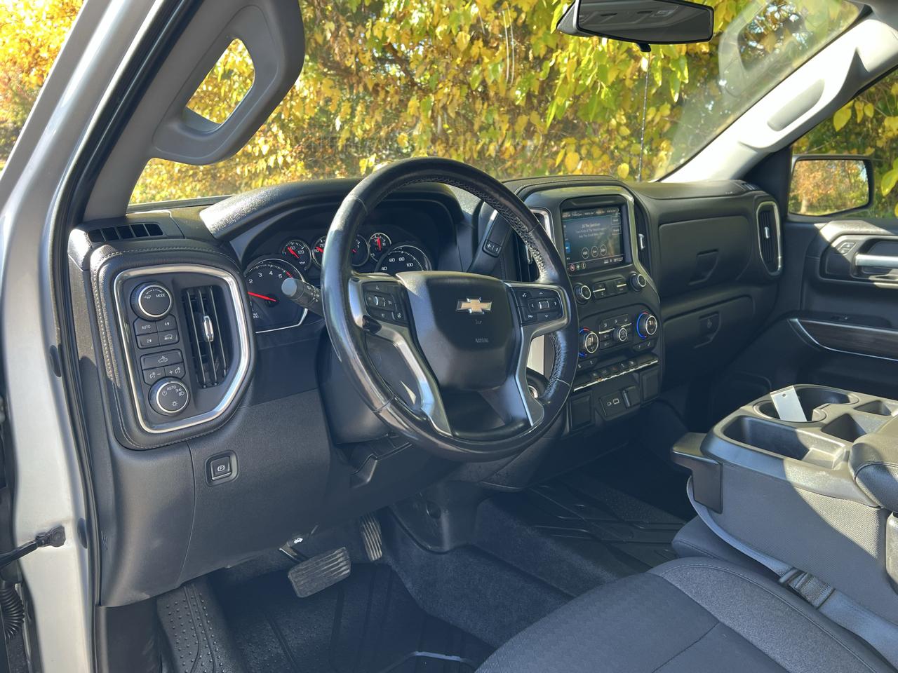 Chevrolet Silverado 1500 4WD Crew Cab 157" LT 2021