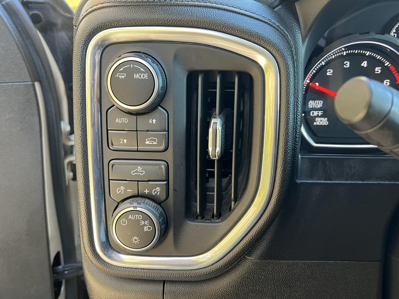 Chevrolet Silverado 1500 4WD Crew Cab 157" LT 2021
