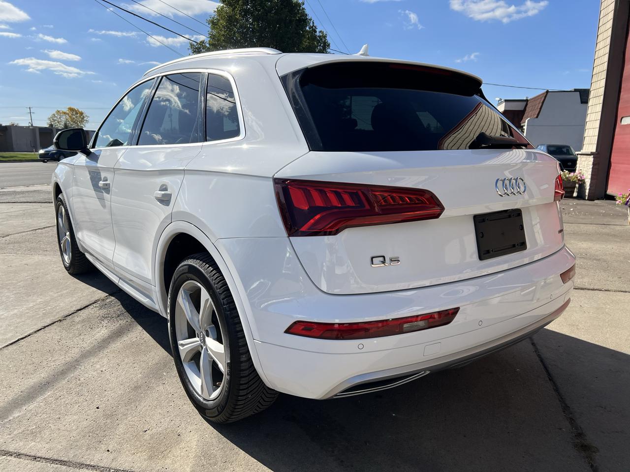 Audi Q5 Premium Plus 45 TFSI quattro 2020