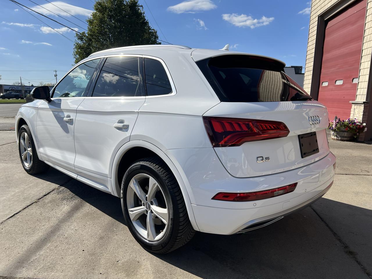 Audi Q5 Premium Plus 45 TFSI quattro 2020