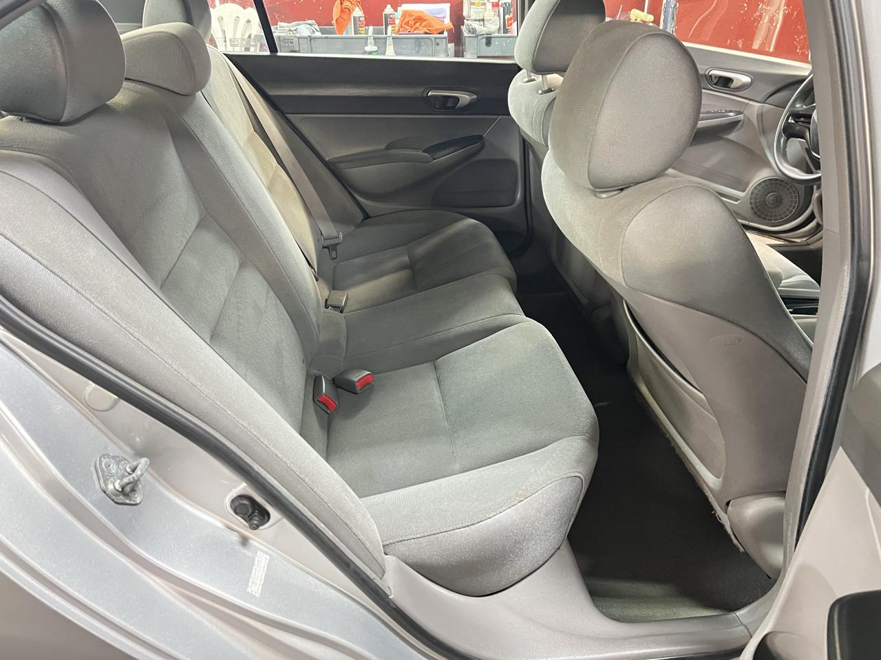 Honda Civic Sdn LX AT 2006