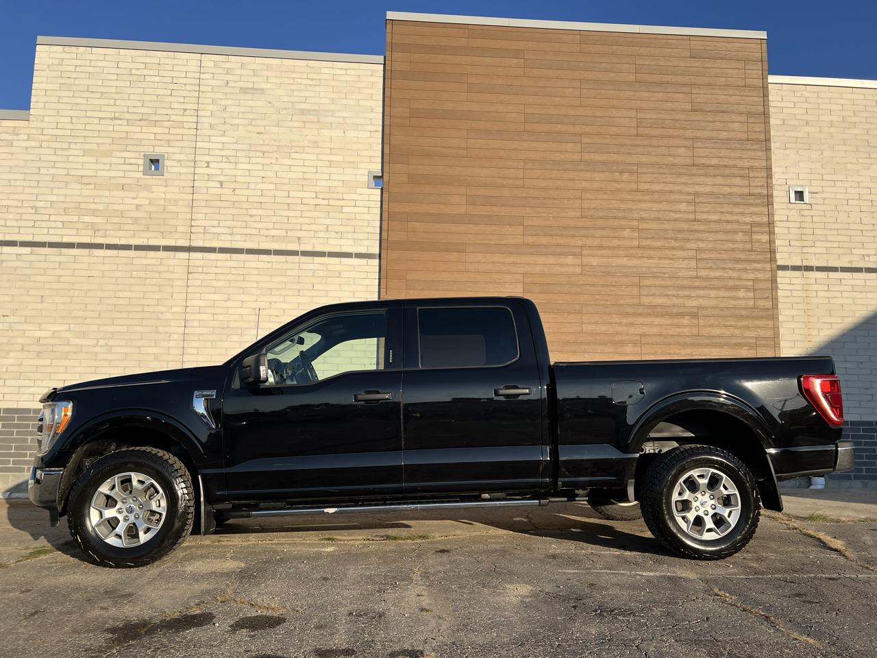Ford F-150 XLT SuperCrew 6.5-ft Box 4WD 2021