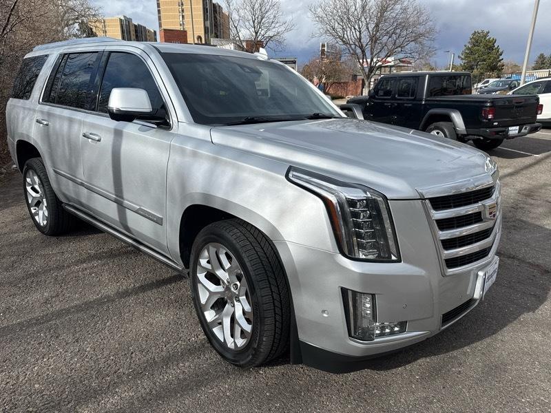 Cadillac Escalade Premium 4WD 2018
