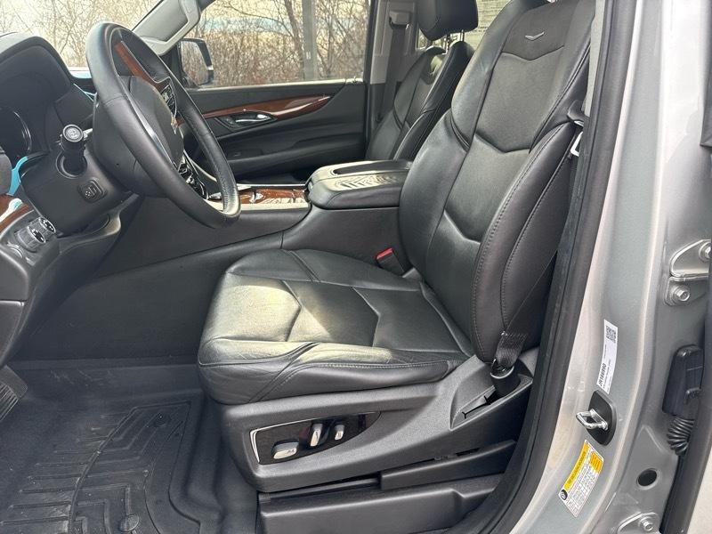 Cadillac Escalade Premium 4WD 2018