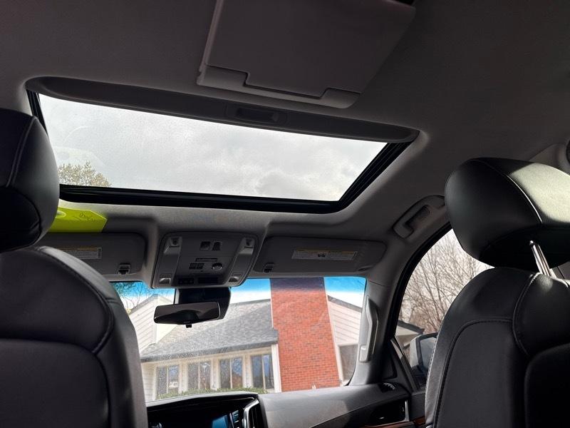 Cadillac Escalade Premium 4WD 2018