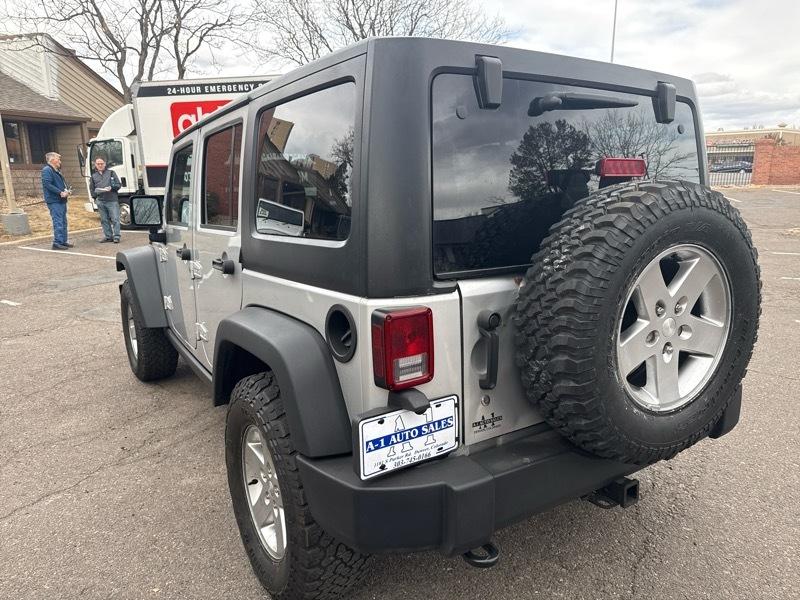 Jeep Wrangler Unlimited Rubicon 4WD 2011