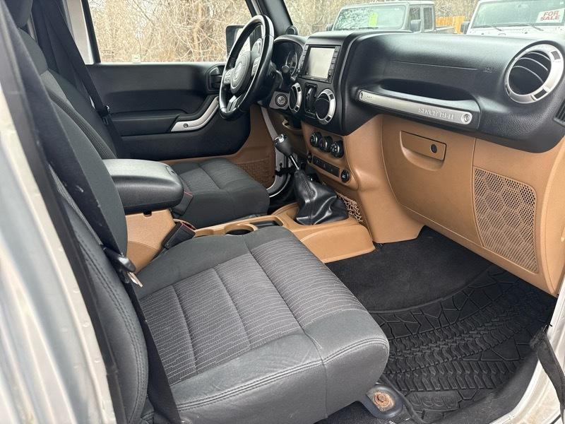 Jeep Wrangler Unlimited Rubicon 4WD 2011