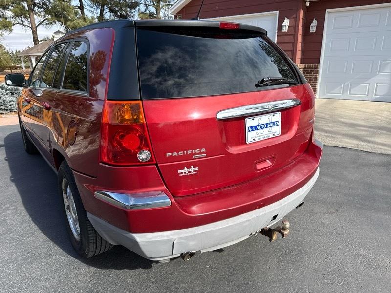 Chrysler Pacifica Touring FWD 2007