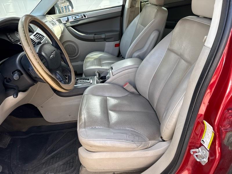Chrysler Pacifica Touring FWD 2007