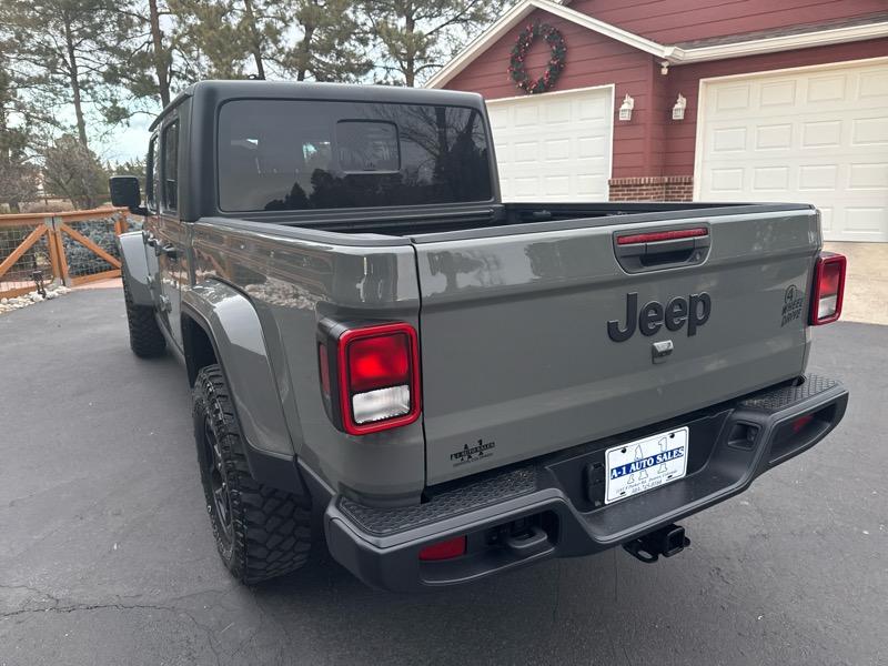 Jeep Gladiator Willys Sport 4x4 *Ltd Avail* 2021