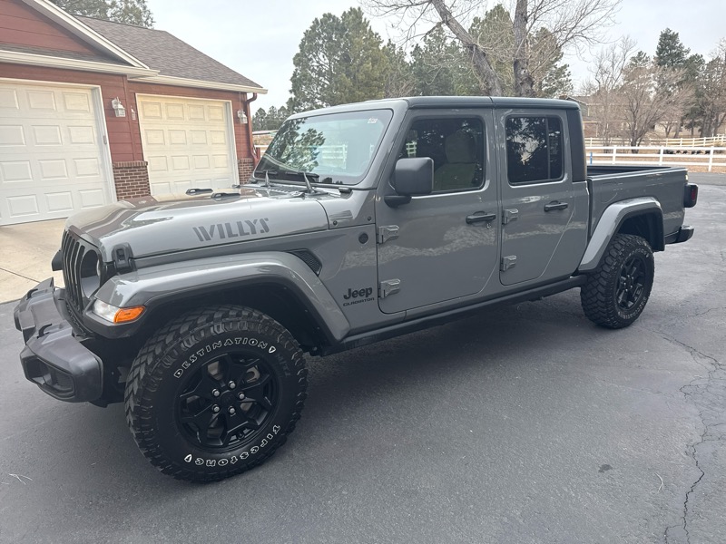 Jeep Gladiator Willys Sport 4x4 *Ltd Avail* 2021