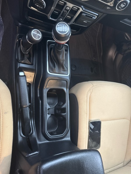 Jeep Gladiator Willys Sport 4x4 *Ltd Avail* 2021