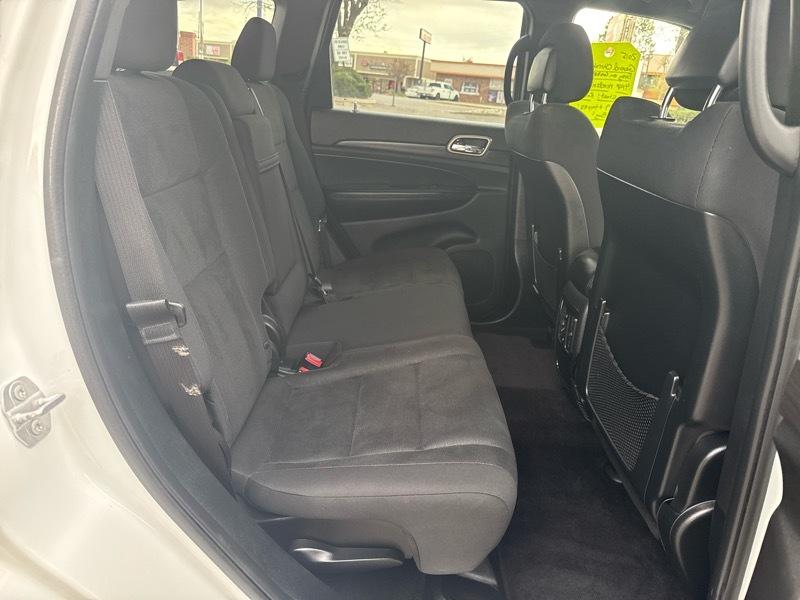 Jeep Grand Cherokee Laredo 4WD 2016