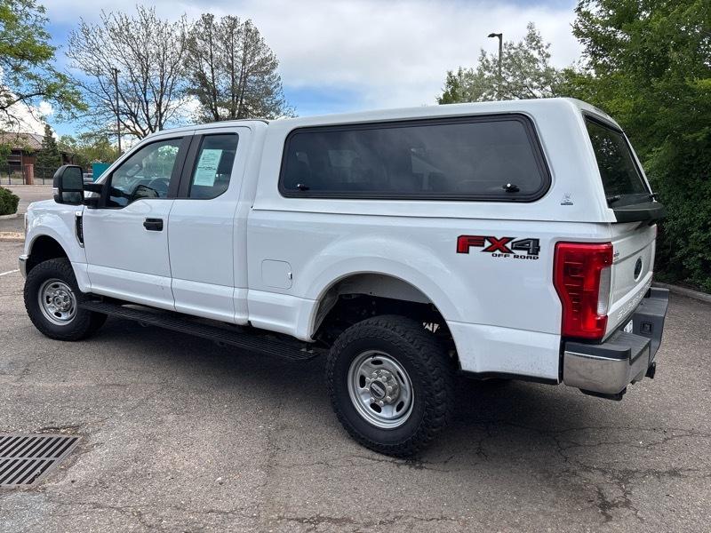 Ford F-250 SD FX4 SuperCab 4WD 2017