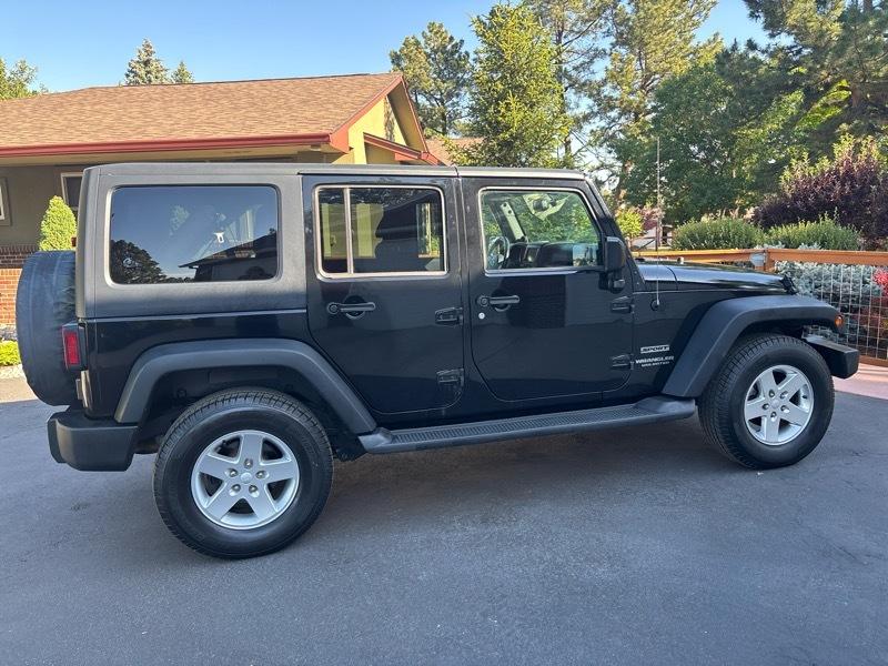 Jeep Wrangler Unlimited Sport 4WD 2014