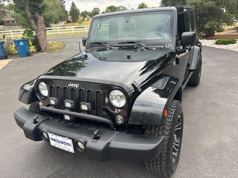 Jeep Wrangler Unlimited Sahara 4WD 2014