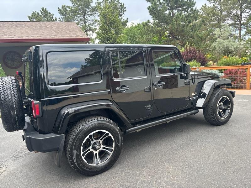 Jeep Wrangler Unlimited Sahara 4WD 2014