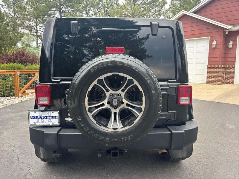 Jeep Wrangler Unlimited Sahara 4WD 2014