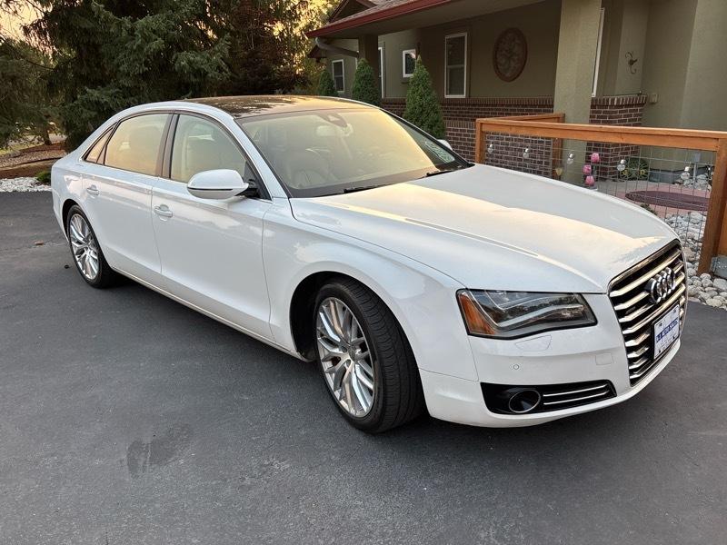Audi A8 4.0T Sedan L quattro Tiptronic 2014
