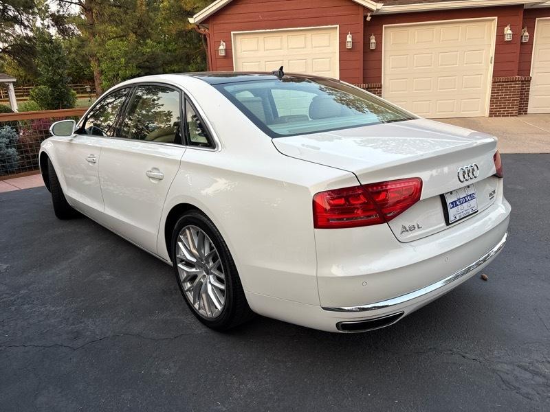 Audi A8 4.0T Sedan L quattro Tiptronic 2014