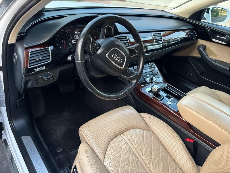 Audi A8 4.0T Sedan L quattro Tiptronic 2014