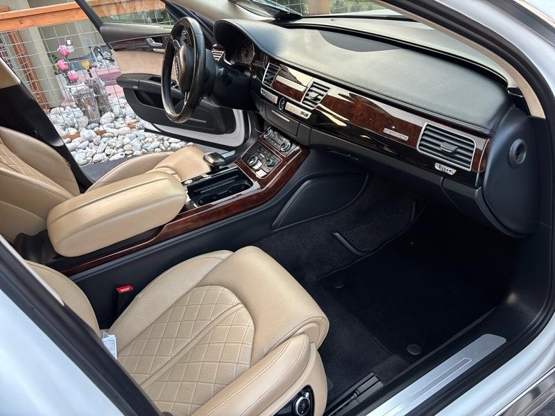 Audi A8 4.0T Sedan L quattro Tiptronic 2014