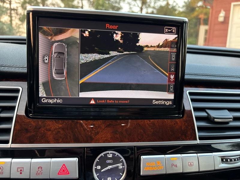 Audi A8 4.0T Sedan L quattro Tiptronic 2014
