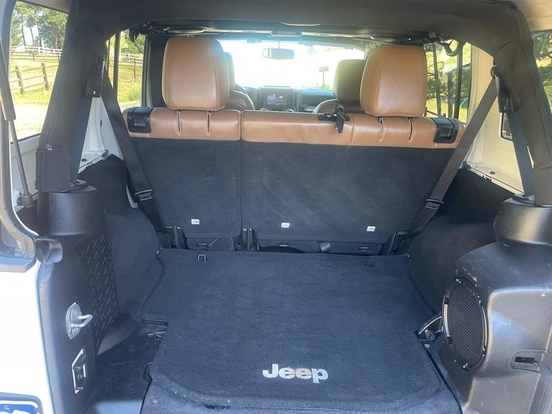 Jeep Wrangler Unlimited Rubicon 4WD 2013