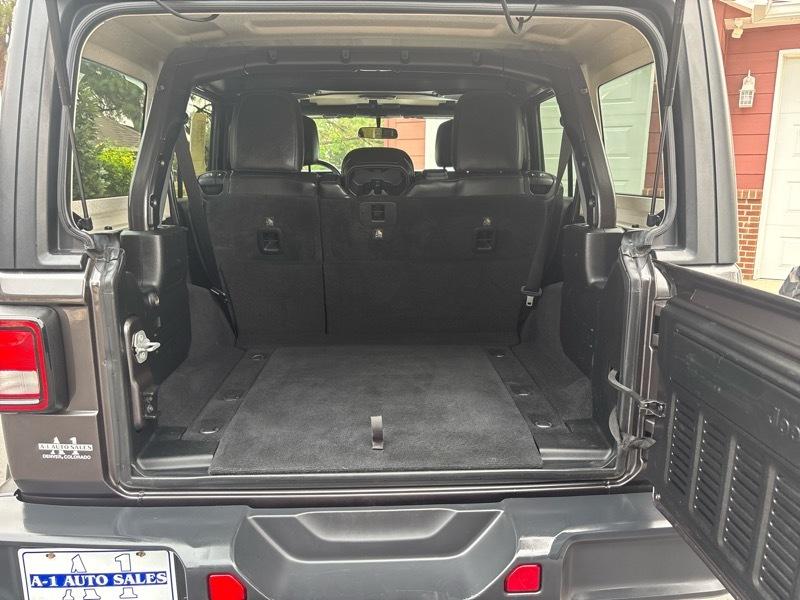 Jeep Wrangler Unlimited Sahara 2018