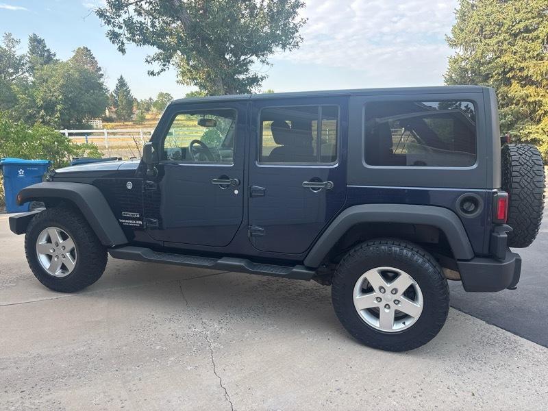 Jeep Wrangler Unlimited Sport 4WD 2013
