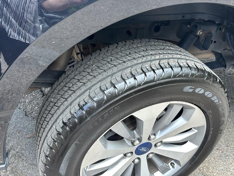 Ford F-150 XLT SuperCrew Short Bed 4WD 2018