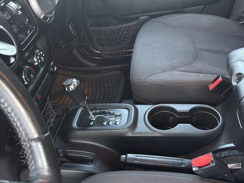 Jeep Wrangler Unlimited Sport 4WD 2017