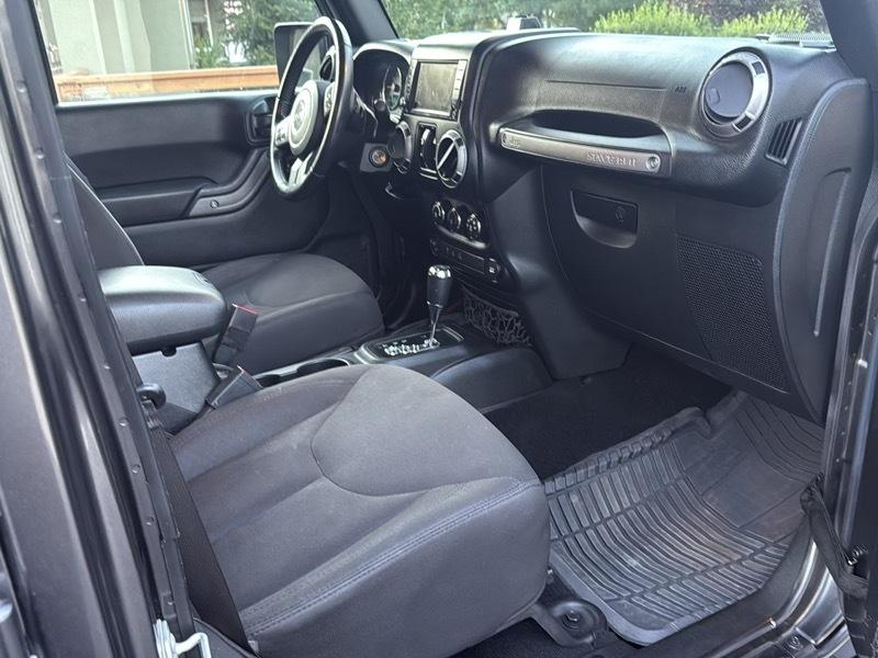 Jeep Wrangler Unlimited Sport 4WD 2017
