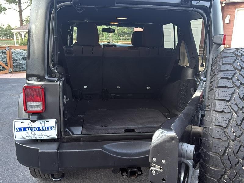 Jeep Wrangler Unlimited Sport 4WD 2017