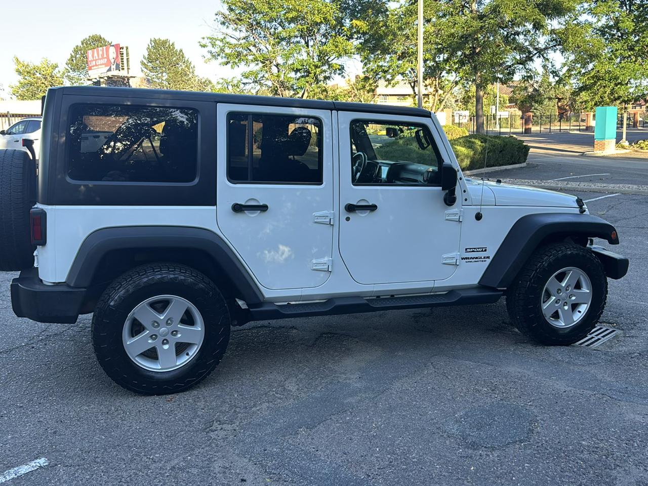 Jeep Wrangler Unlimited Sport 4WD 2015