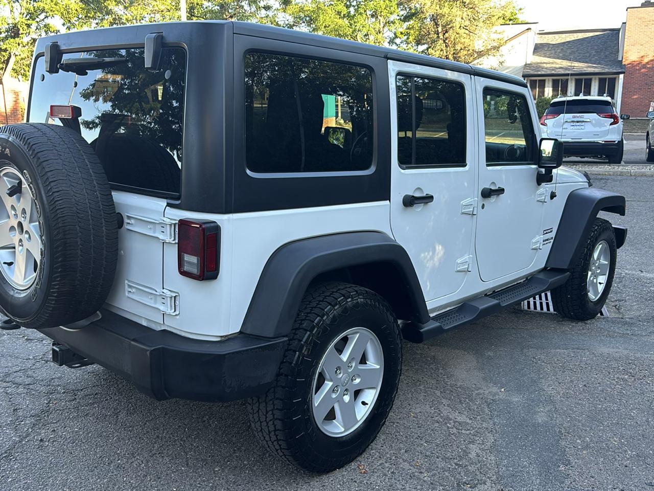 Jeep Wrangler Unlimited Sport 4WD 2015