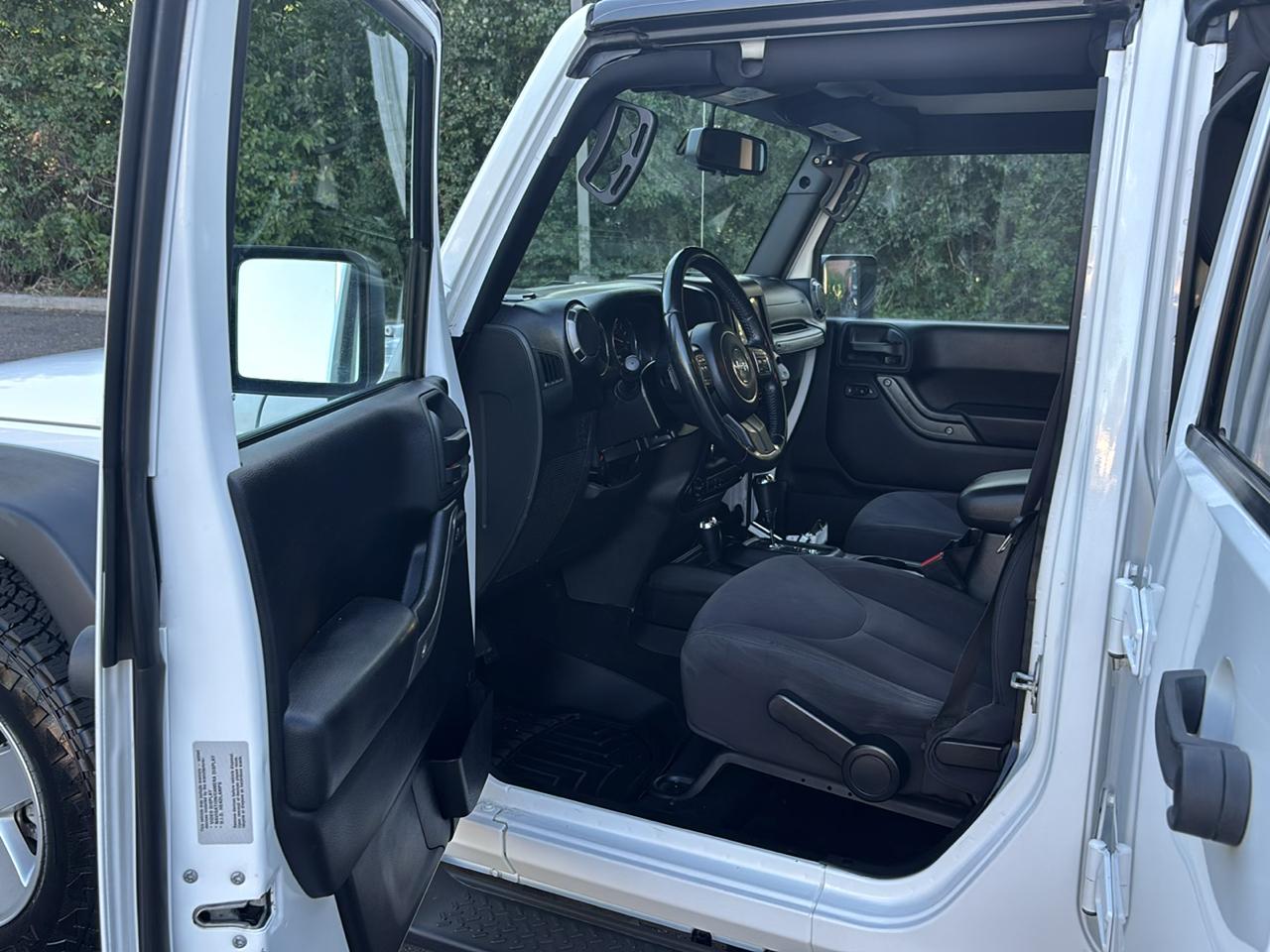 Jeep Wrangler Unlimited Sport 4WD 2015