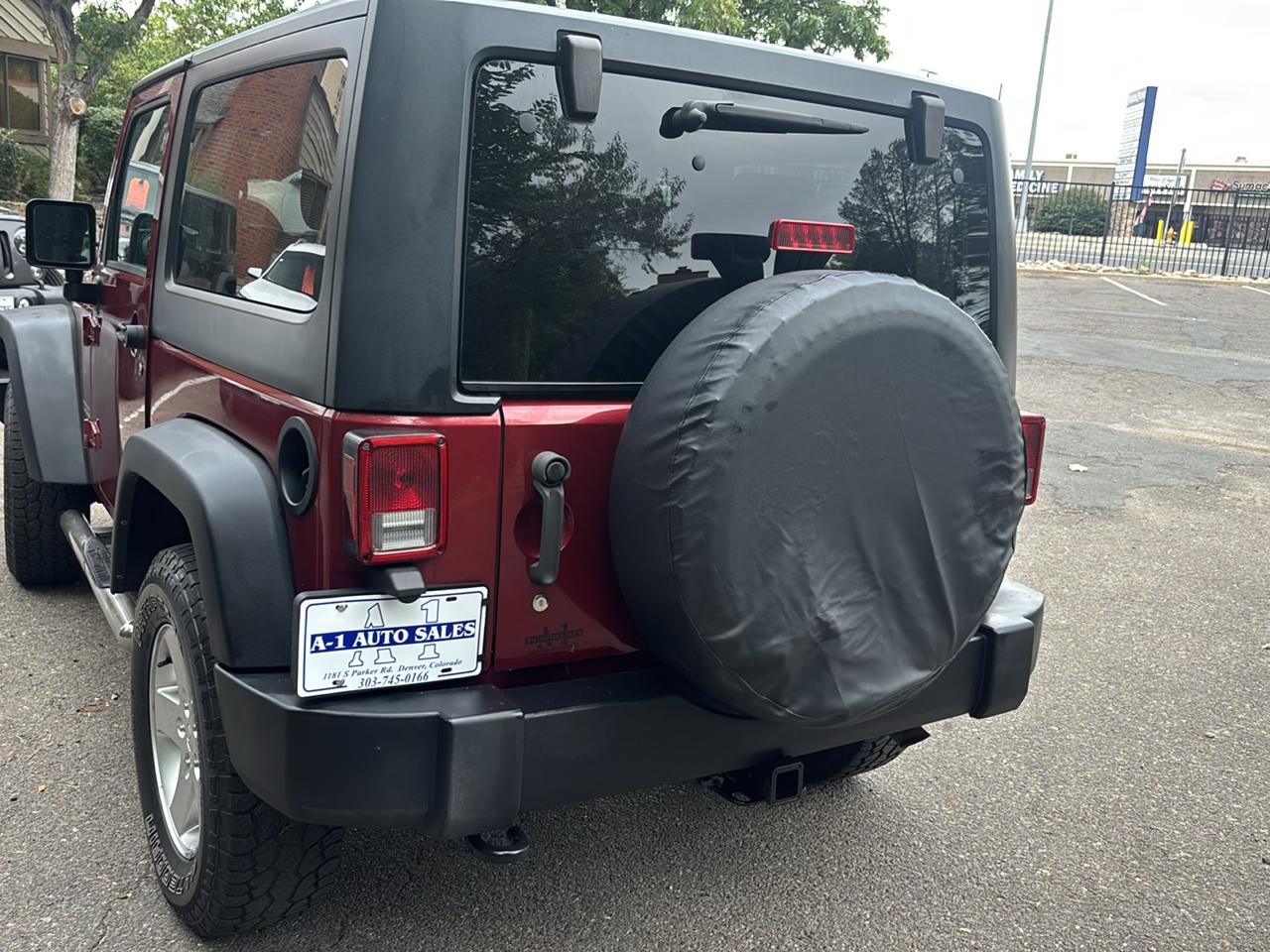 Jeep Wrangler Sport 4WD 2013