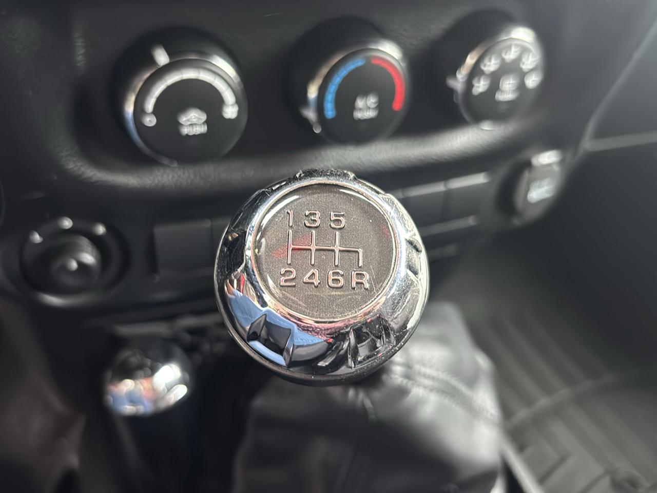 Jeep Wrangler Sport 4WD 2013