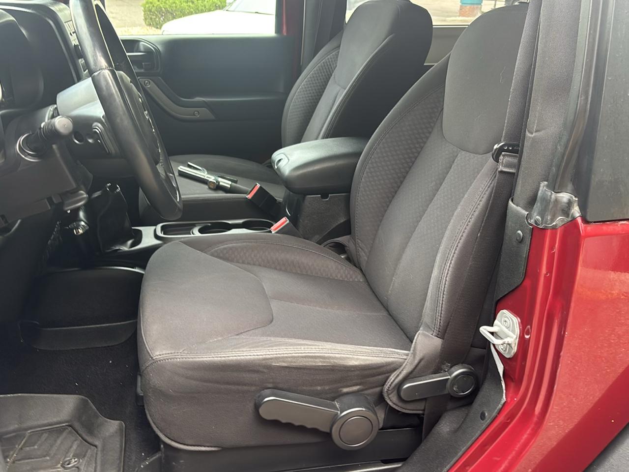 Jeep Wrangler Sport 4WD 2013