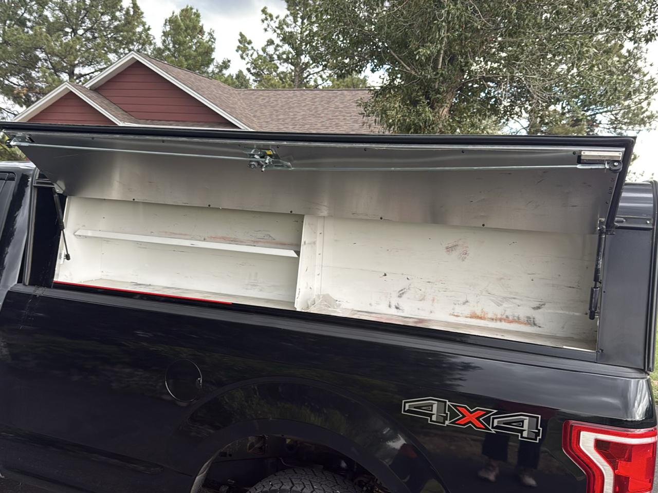 Ford F-150 photo 12