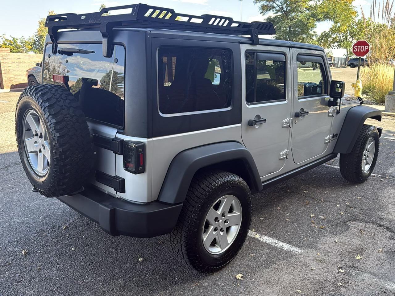 Jeep Wrangler photo 6