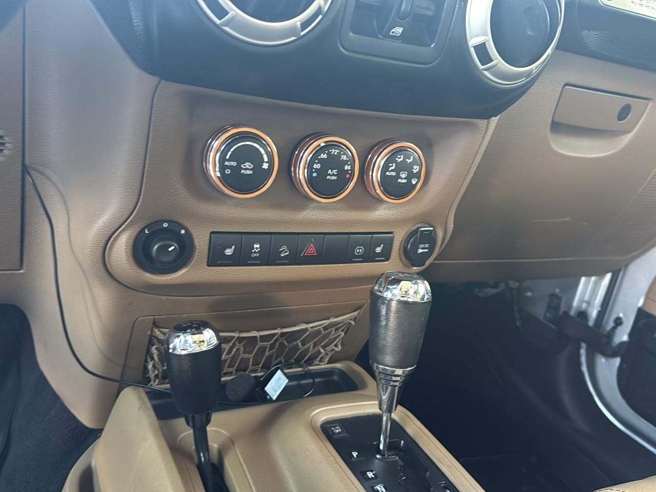 Jeep Wrangler photo 15