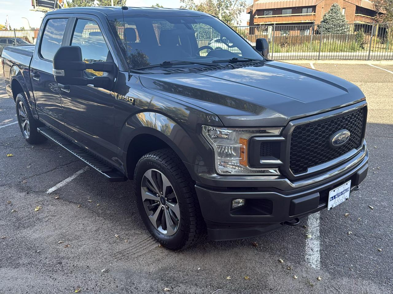 Ford F-150 photo 4