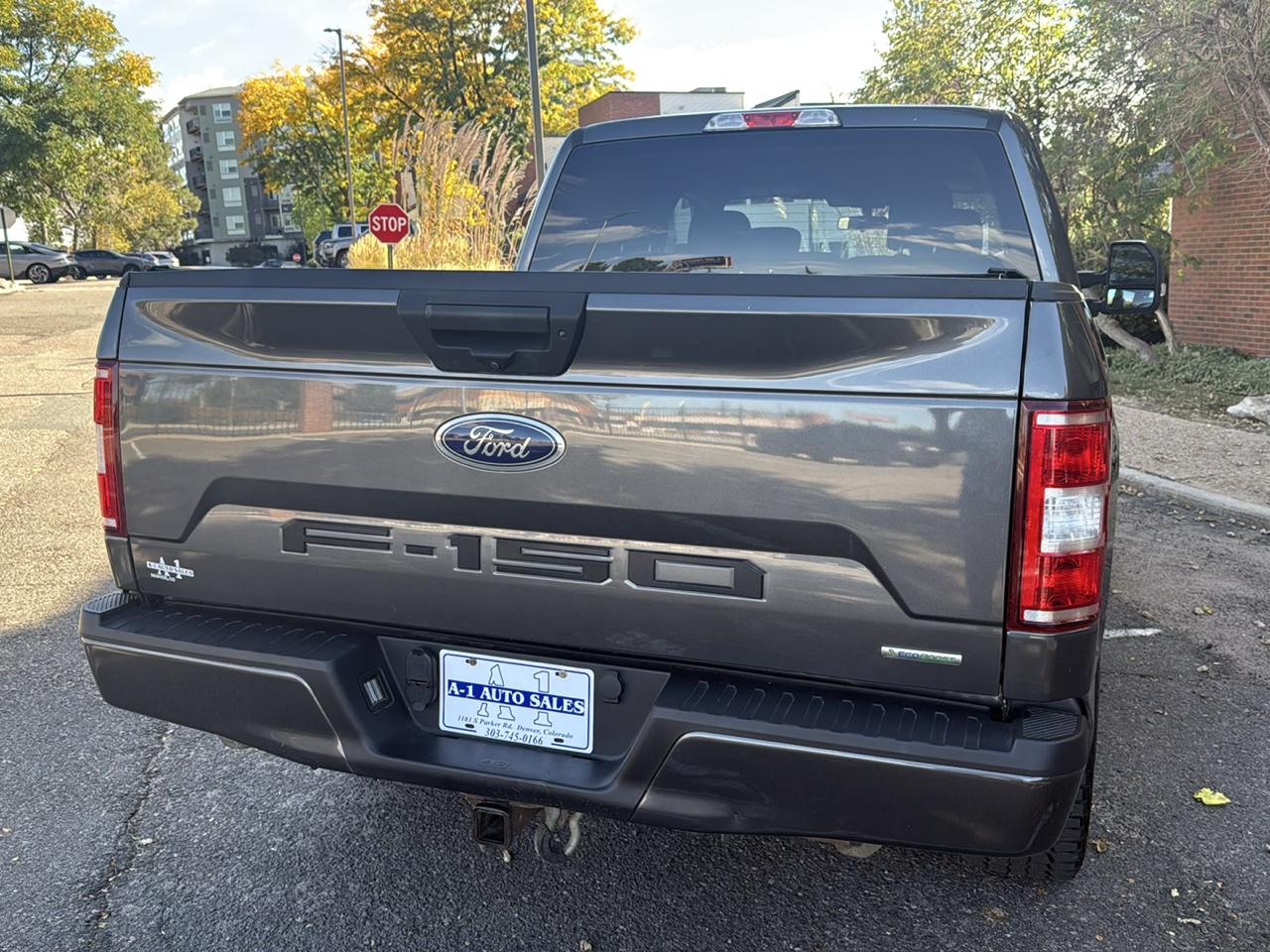 Ford F-150 photo 8
