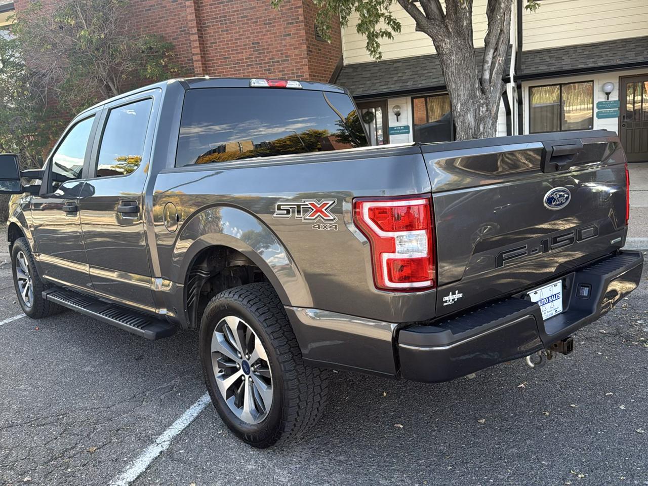 Ford F-150 photo 10