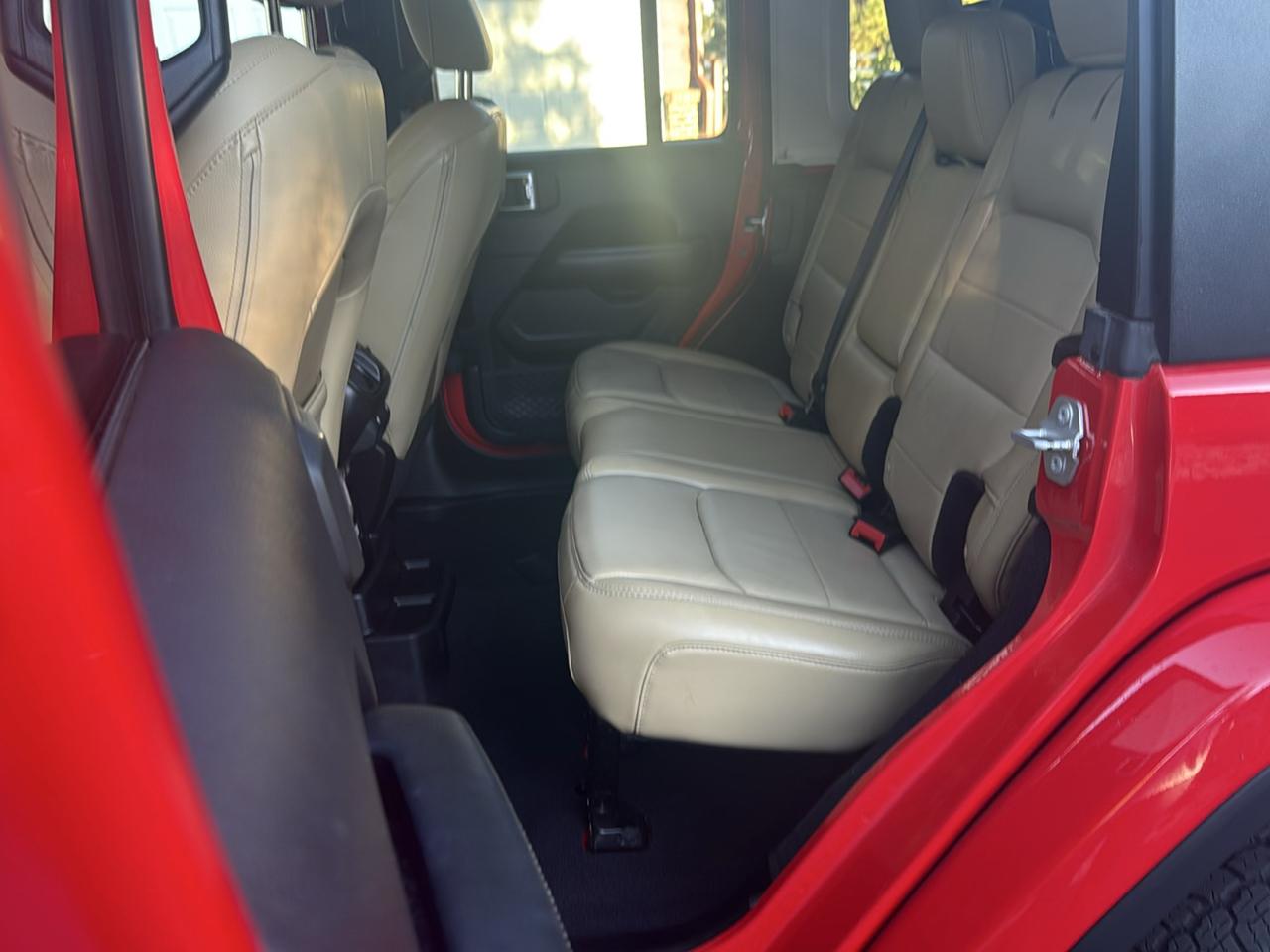 Jeep Wrangler Unlimited Sahara 2018
