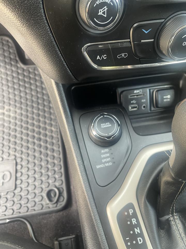 Jeep Cherokee 4WD  2017